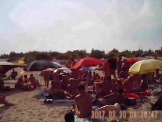 Milf succhiare manhood su nudista spiaggia